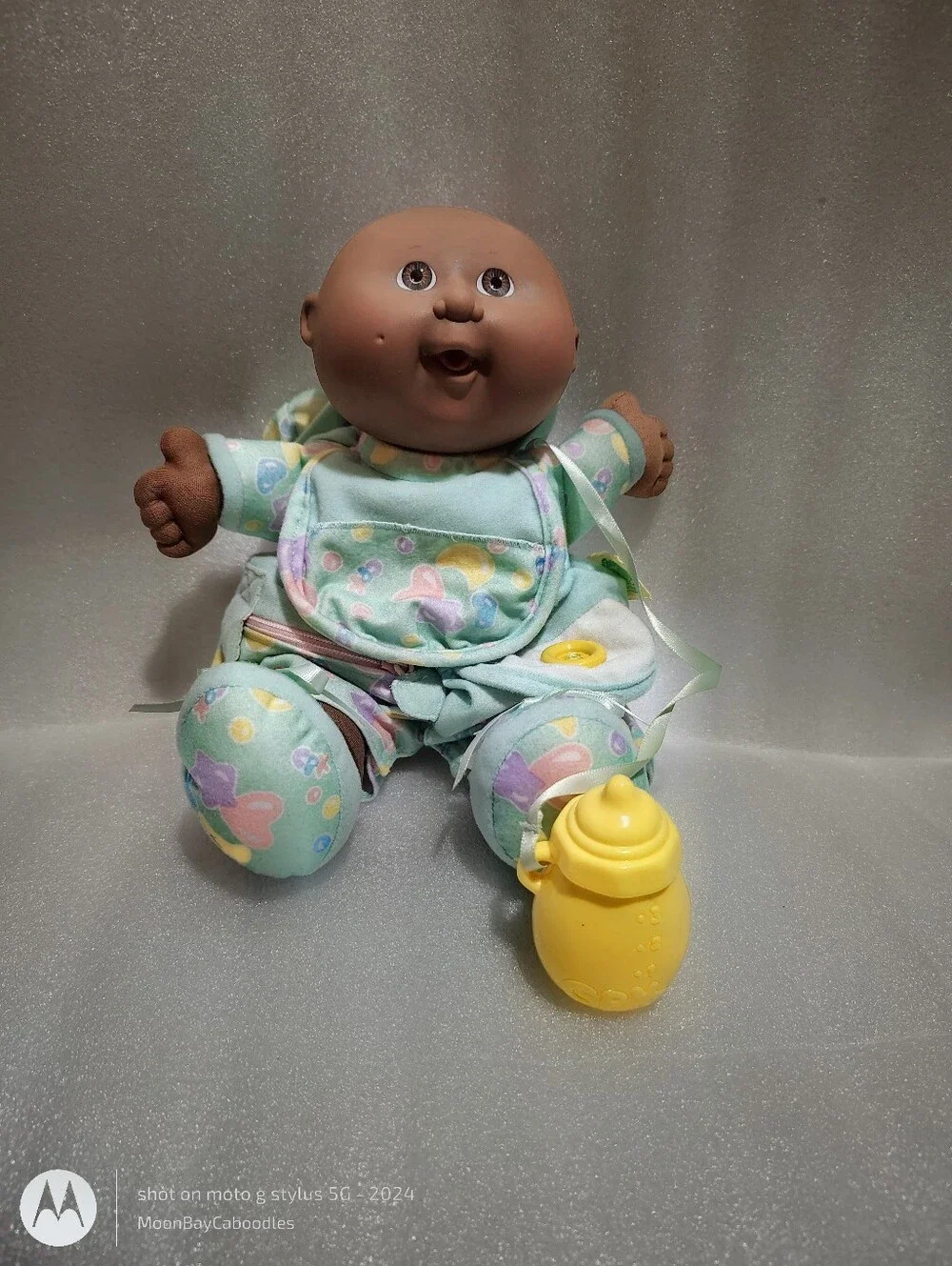 VNTG 1992 Cabbage Patch Kids Love N' Care Baby, Hasbro
